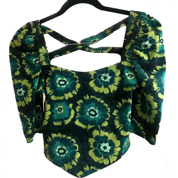 FREE PEOPLE REVOLVE GREEN FLORAL PRINT CROP TOP - Picture 2 of 3